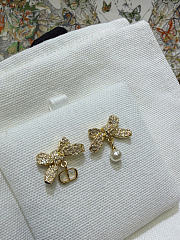 Dior Delicate Bow Earrings Gold-Finish Metal, White Resin Pearl and Crystals E4678WOMCY_D319 - 2