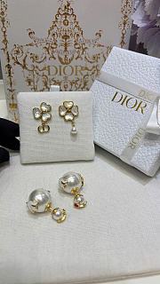 Dioramour Dior Tribales Earrings Gold-Finish Metal, Metal, White Resin Pearls and Multicolor Lacquer E4464WOMLQ_D309 - 2