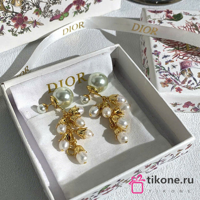 Dior Tribales Earrings Gold-Finish Metal, White Resin Pearls and Freshwater Pearls E4495WOMFW_D301 - 1