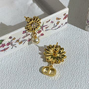 Dior CD Multi Flowers Earrings Gold-Finish Metal, White Resin Pearl and Crystals E4848WOMCY_D319 - 3