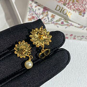 Dior CD Multi Flowers Earrings Gold-Finish Metal, White Resin Pearl and Crystals E4848WOMCY_D319 - 5