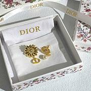 Dior CD Multi Flowers Earrings Gold-Finish Metal, White Resin Pearl and Crystals E4848WOMCY_D319 - 1