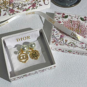Dior Tribales Earrings Gold-Finish Metal, White Resin Pearls and Crystals E4826WOMCY_D319 - 2
