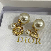 Dior Tribales Earrings Gold-Finish Metal, White Resin Pearls and Crystals E4829WOMCY_D319 - 3