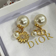 Dior Tribales Earrings Gold-Finish Metal, White Resin Pearls and Crystals E4829WOMCY_D319 - 4