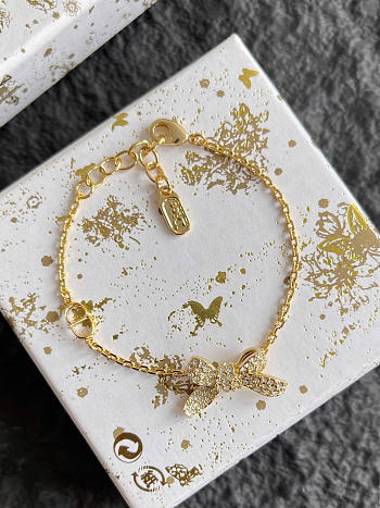 Dior Delicate Bow Bracelet Gold-Finish Metal and Crystals B3276WOMCY_D319