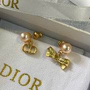 Dior CD Bow Earrings Gold-Finish Metal and Iridescent Pink Resin Pearls E4835WOMRS_D88P - 5