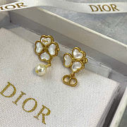 Dior Sparkling Clover Earrings Gold-Finish Metal, White Resin Pearl and Mother-of-Pearl E4488WOMMP_D301 - 3