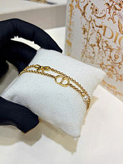 Dior CD Mini Bow Bracelet Gold-Finish Metal and White Resin Pearl B3414WOMRS_D301 - 4