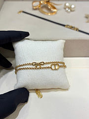 Dior CD Mini Bow Bracelet Gold-Finish Metal and White Resin Pearl B3414WOMRS_D301 - 5