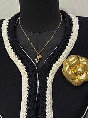 Chanel Necklace Metal & Glass Pearls Gold & Pearly White - 2