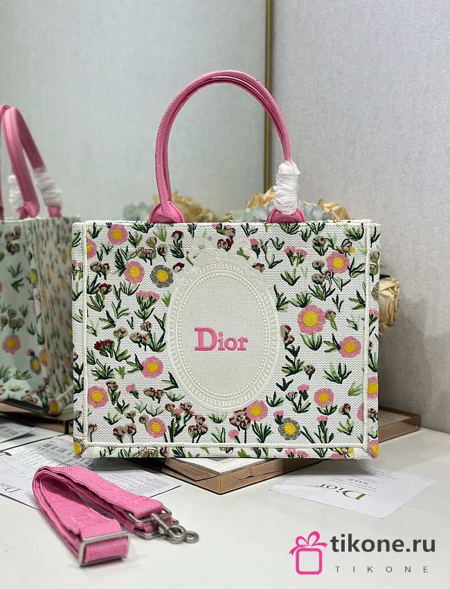 Medium Dior Book Tote with Strap White Multicolor Daisy Garden Embroidery with Dior Médaillon - 36x27.5x16.5cm - 1