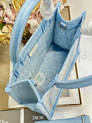 Small Dior Book Tote with Strap Celestial Blue Dior Oblique Embroidery with White Lace and Dior Médaillon - 26.5x22x14cm - 4