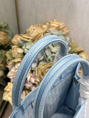 Medium Dior Book Tote with Strap Celestial Blue Dior Oblique Embroidery with White Lace and Dior Médaillon - 36x27.5x16.5cm - 6