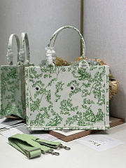 Medium Dior Book Tote with Strap Green Multicolor Toile de Jouy Clover Embroidery and White Dior Medaillon - 36x27.5x16.5cm - 2