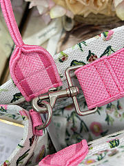 Small Dior Book Tote with Strap White Multicolor Daisy Garden Embroidery with Dior Medaillon - 26.5x22x14cm - 2