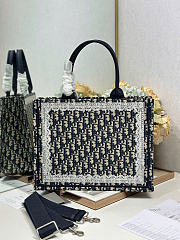 Medium Dior Book Tote with Strap Blue Dior Oblique Embroidery and White Lace - 36x27.5x16.5cm - 5