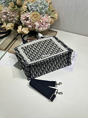 Medium Dior Book Tote with Strap Blue Dior Oblique Embroidery and White Lace - 36x27.5x16.5cm - 4