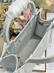 Small Dior Book Tote with Strap Céleste Blue Dior Oblique Washed Embroidery and Ecru Dior Médaillon - 26.5x22x14cm - 6