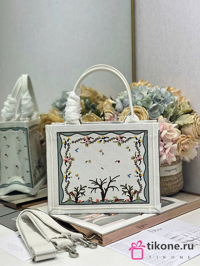 Dioramour Small Dior Book Tote with Strap White Multicolor Revolution Flowers Embroidery M1404PEHX_M933 - 26.5x22x14cm - 1