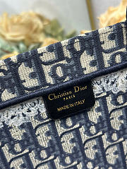 Large Dior Book Tote Blue Dior Oblique Embroidery and White Lace - 42x35x18cm - 2