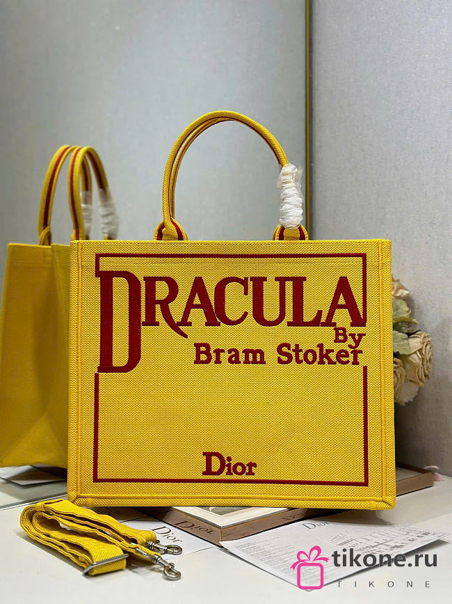 Large Dior Book Tote Yellow and Red Book Cover Embroidery - 42x35x18cm - 1