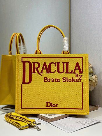 Large Dior Book Tote Yellow and Red Book Cover Embroidery - 42x35x18cm