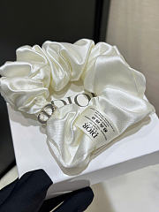 Dior Silk Scrunchies White - 4