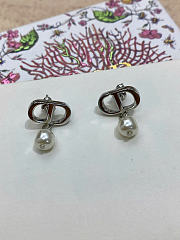 Dior Petit CD Earrings Silver-Finish Metal with White Resin Pearls E1520PTCRS_D009 - 6