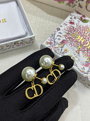 Dior Tribales Earrings Gold-Finish Metal and White Resin Pearls E3366WOMRS_D301 - 2