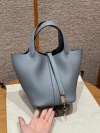 Hermes Picotin Lock 18 Bag Taurillon Clemence Leather Blue Lin - 18x13x18cm