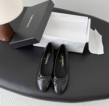 Chanel Ballet Flats Crocodile Embossed Patent Calfskin & Patent Calfskin Black G02819