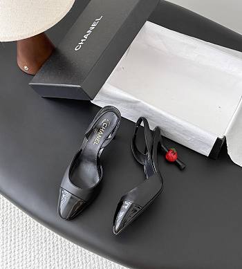 Chanel Slingbacks Lambskin & Patent Calfskin Black 85mm G47469