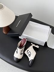 Chanel Mules Lambskin White & Black 95mm G47327 - 2