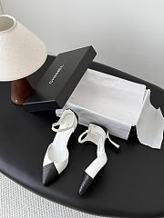 Chanel Mary Janes Lambskin White & Black 75mm - 4