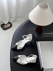 Chanel Mary Janes Lambskin White & Black 75mm - 5