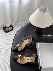 Chanel Mary Janes Lambskin Beige & Black 75mm - 4