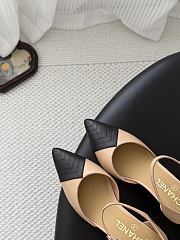 Chanel Mary Janes Lambskin Beige & Black 75mm - 2