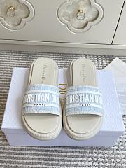 Dioriviera Dway Slide White and Sky Blue Dior Oblique Washed Linen - 1