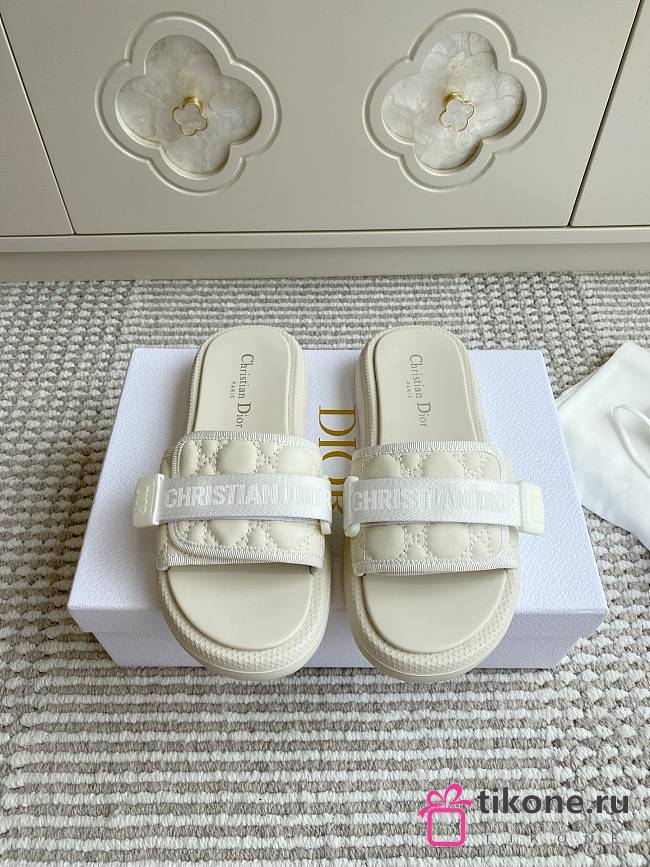 Dioriviera Dio(r)evolution Slide Quilted Cannage Leather-Effect Fabric White - 1