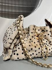 Chanel 25 Mini Handbag Lambskin Light Beige & Black AS5631 - 22x20x12.5cm - 6