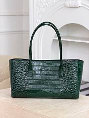 Chanel Small Tote Crocodile Embossed Calfskin & Gold-Tone Metal Dark Green AS6243 - 39x20x13cm - 5