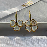 Dior Sparkling Clover Earrings Gold-Finish Metal and Mother-of-Pearl E4477WOMMP_D301 - 5