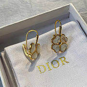 Dior Sparkling Clover Earrings Gold-Finish Metal and Mother-of-Pearl E4477WOMMP_D301 - 3