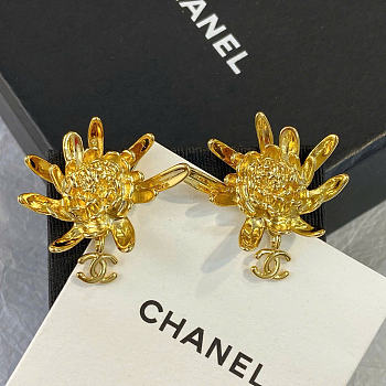 Chanel Stud Earrings Metal Gold ABH328