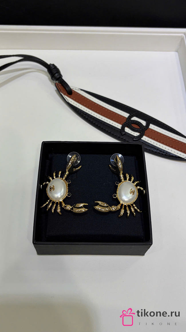 Chanel Pendant Earrings Metal & Glass Gold, Pearly White & Black - 1