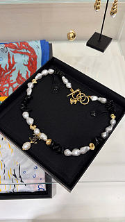 Chanel Necklace Metal & Resin Gold, Black & Pearly White - 6