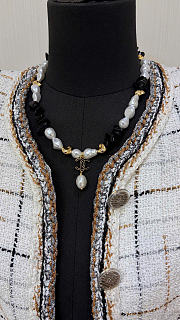 Chanel Necklace Metal & Resin Gold, Black & Pearly White - 2