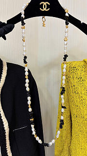Chanel Long Necklace Metal & Resin Gold, Black & Pearly White ABH361 - 6