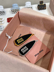 Miumiu Enameled Metal Hair Clip Black  - 5